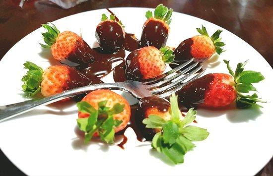 Adma Agro fresh strawberry foods